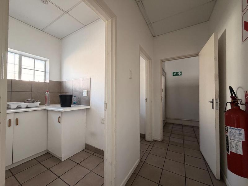 To Let Commercial Property for Rent in North End Eastern Cape